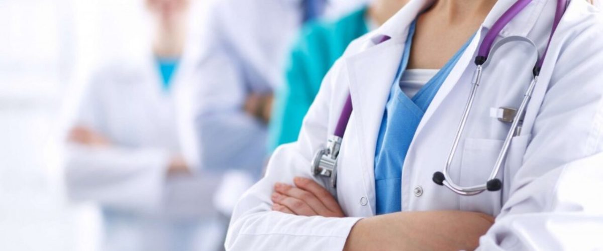 دراسة الطب في إيران