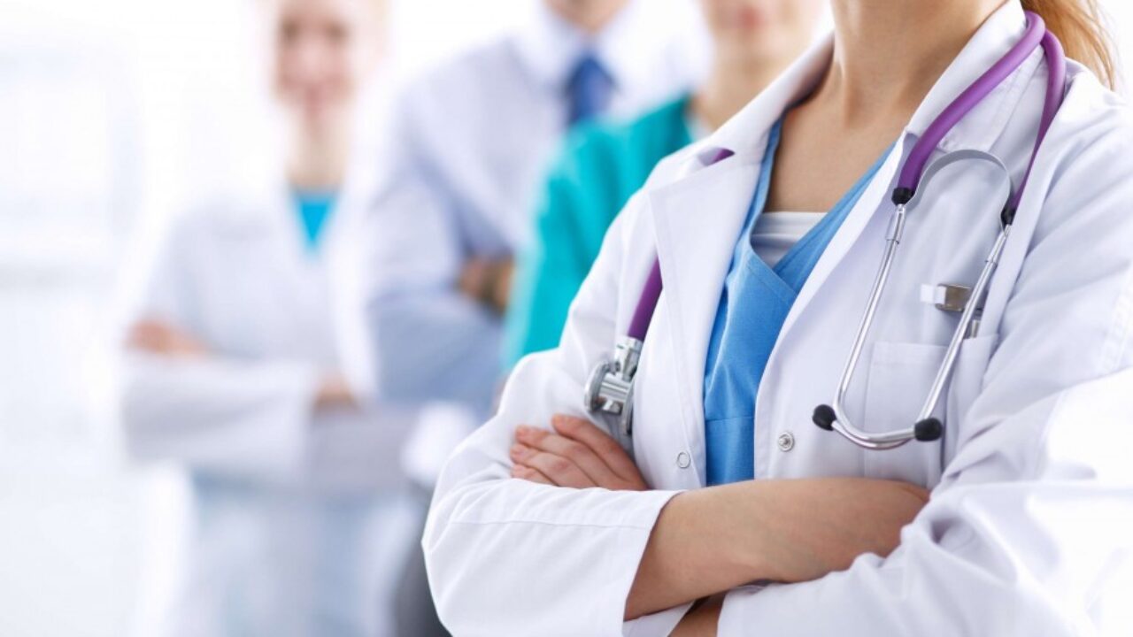 دراسة الطب في إيران