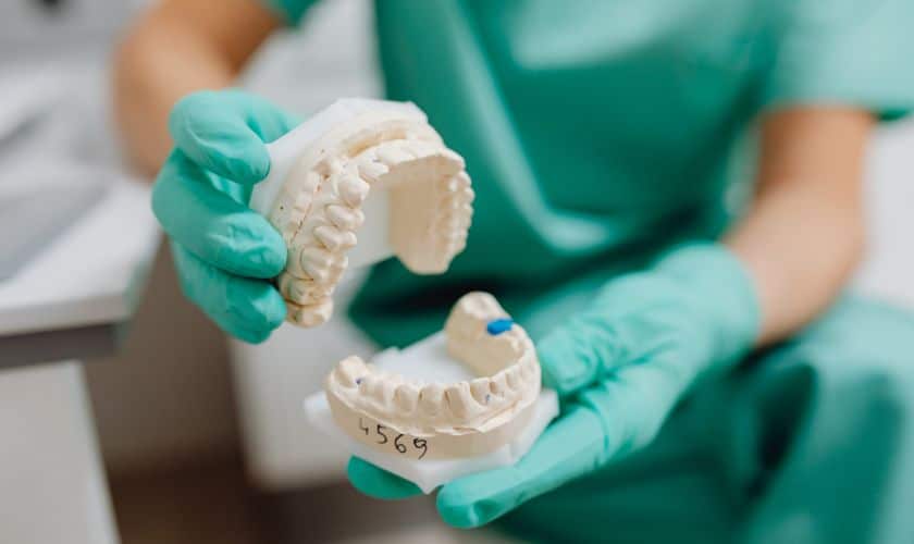 studying denticy in mashhad univercity
