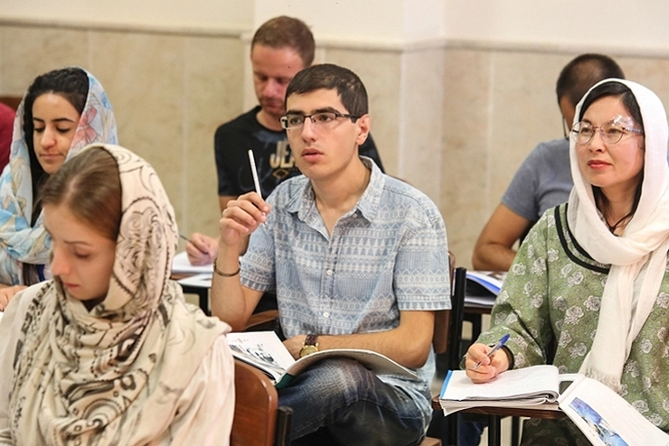 هل الدراسة في إيران معترف بها في العراق؟
