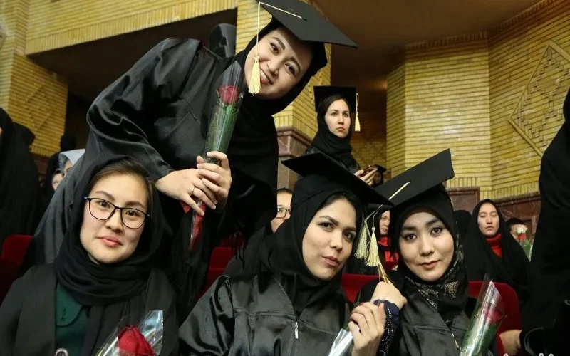شرایط تحصیل دختران خارجی در دانشگاه های ایران